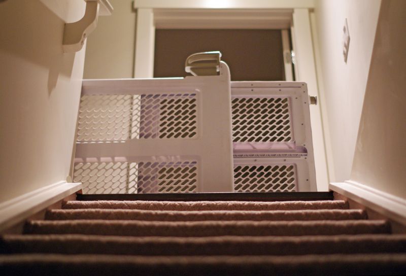 Childproof Mesh Gate